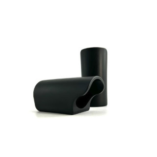 Beskyttelse for bena på skolepult og skolestol