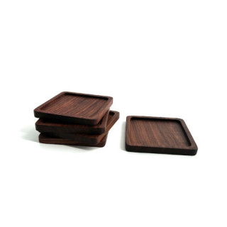 Coasters in cork, save your table from burn marks