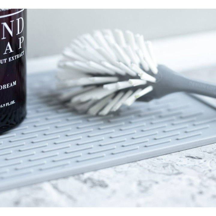 Gummimåtte til køkkenbordet